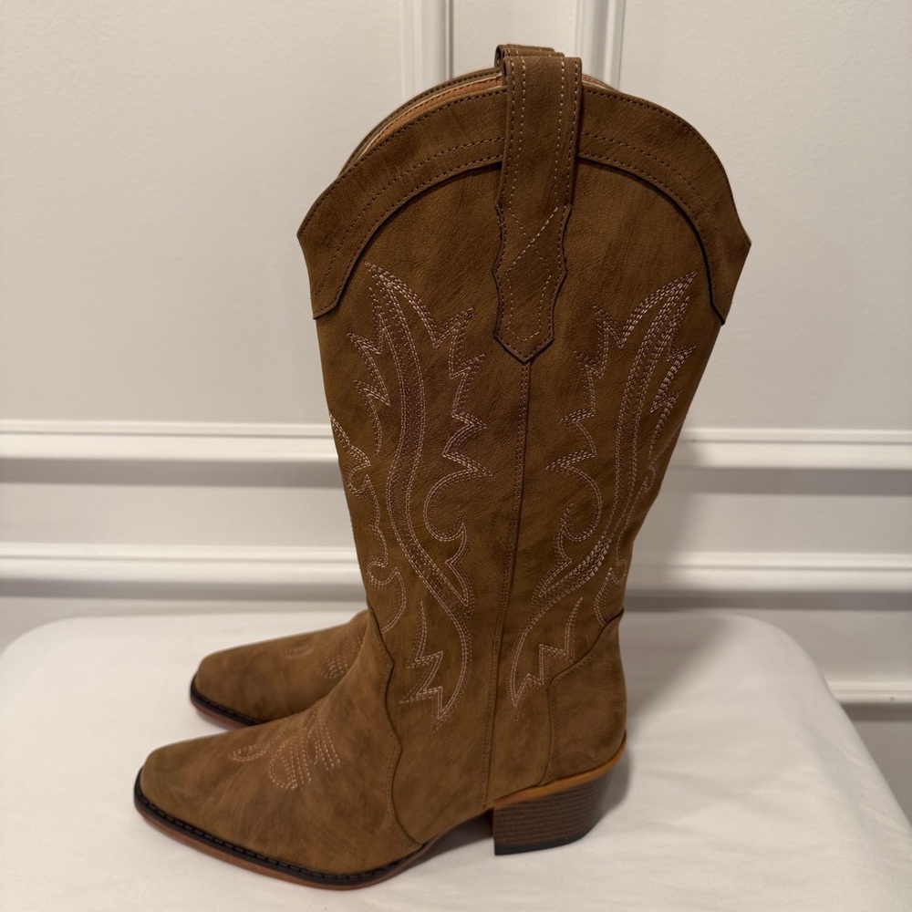 IUV Women’s Western Cowboy Boots Size 8 Tan Brown Suede CB058-BR - Picture 4 of 8